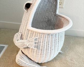 Wicker Frog Basket!