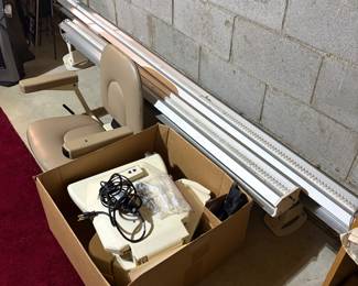 Chair lift that goes up the dtsirs