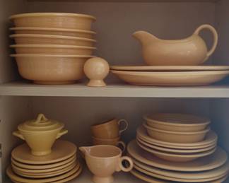 Fiestaware Yellow
Good condition