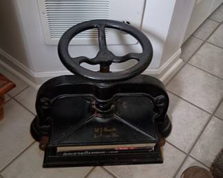 Book press