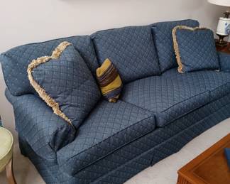 Nice sofa
Hickory Furniture co.