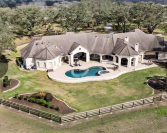 4800 Square Foot Home - Lots more pictures to come - Will be posted Saturday Night