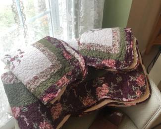 comforter with shams