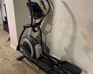 Newer Pro-Form elliptical in like new condition