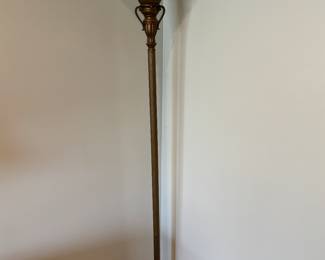 Pole lamp