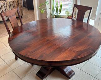 Beautiful oak table and chairs