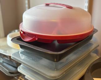 Baking pans
