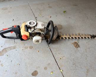 Gas hedge trimmers