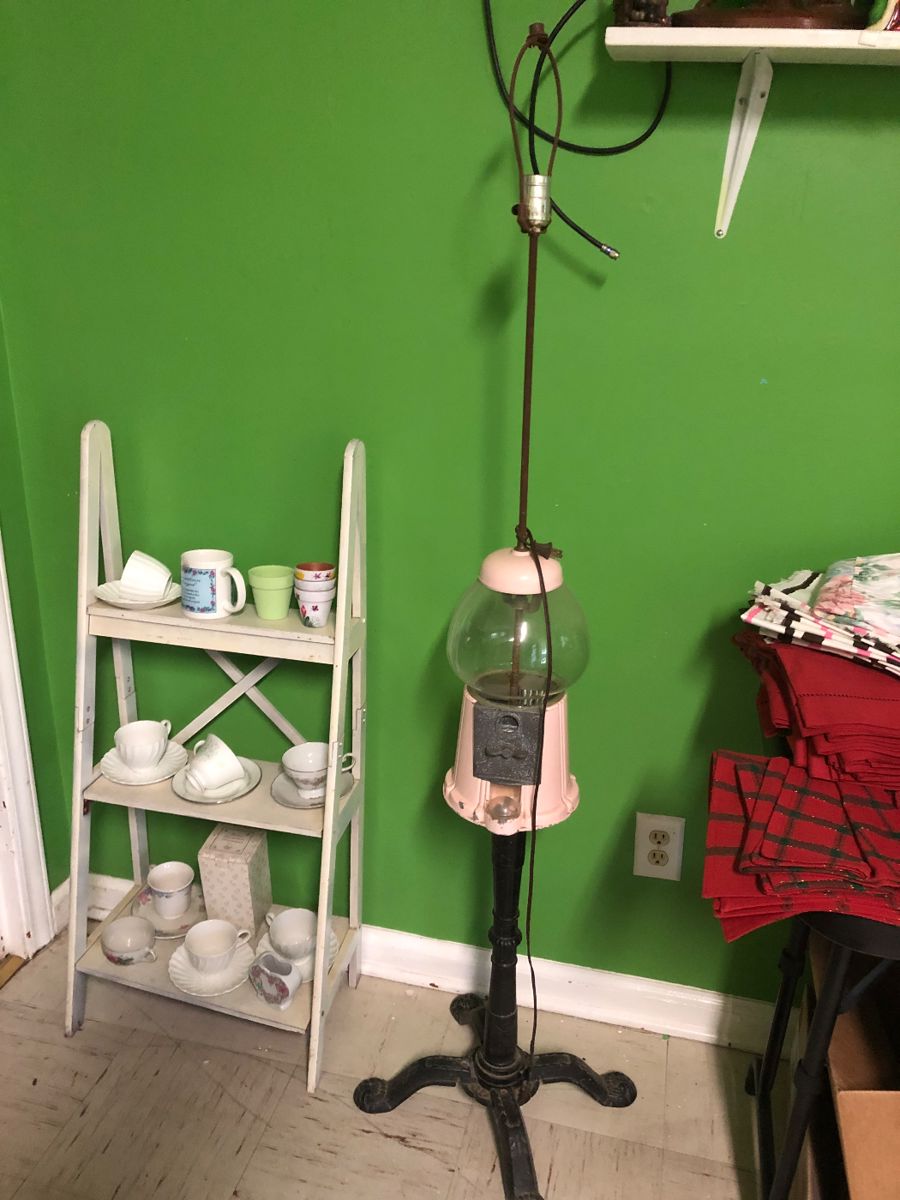 Bubble Gum Machine Lamp