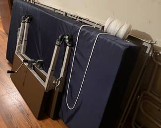 Hospital type bed