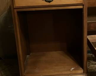 2 End Tables