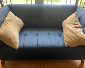 MATCHING LOVESEAT