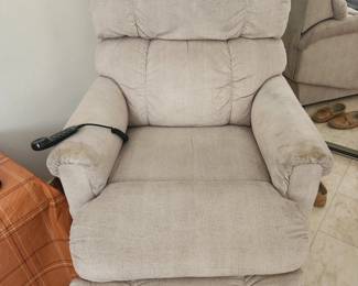 Easy lift chair better