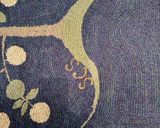 Hooked rug
