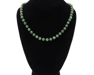 Lot 160 Gorgeous Chinese Marbled Jade Bead Necklace