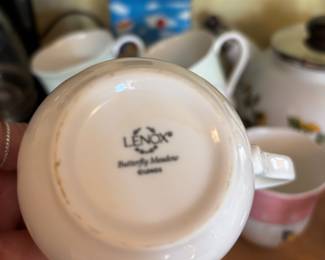 Set of 7 Lenox Butterfly Meadow Coffee Mugs