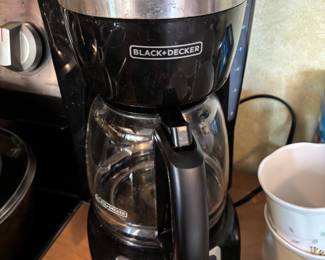 Black + Decker12-Cup Programmable Coffee Maker