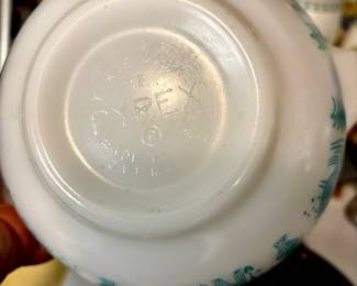 Pyrex Amish Butterprint 1.5 Pint Mixing Bowl