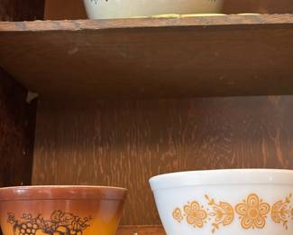 Pyrex Homestead Pattern 1.5 Quart Mixing Bowl, Pyrex Old Orchard 1.5 Pint Mixing Bowl, Pyrex Butterfly Gold 1.5 Quart Mixing Bowl