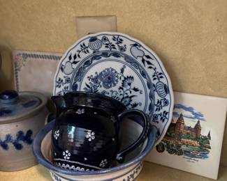 Gmundner Keramik Austria Blue Creamer Pitcher, Zwiebelmuster Blue Onion Czechslovakia Dinner Plate