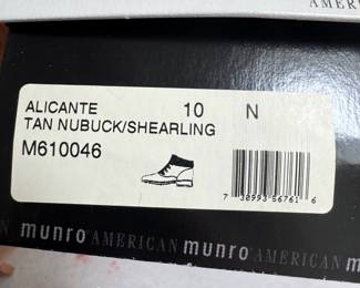 Munro American Women's Tan Suede Shearling Boots – Size 10