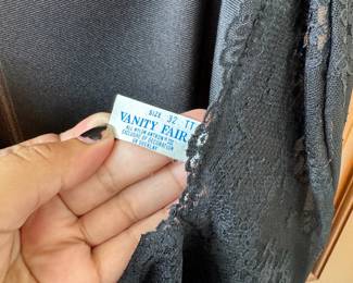 Circa 1950s Vanity Fair Black Lace Slip – Size 32