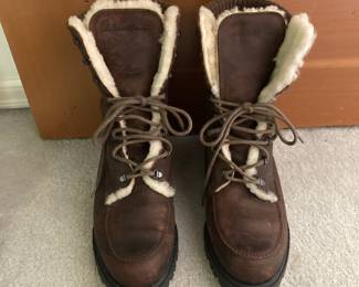 Eddie Bauer Boots Women's Brown Leather Sherpa Lined Boots – Size 9