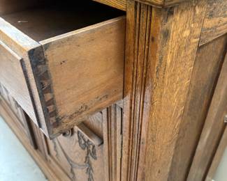 Oak Mirrored Back Buffet Server