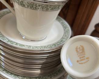 Lenox "Menoir" Dinnerware Set