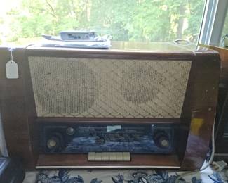 GERMAN TUBE RADIOS