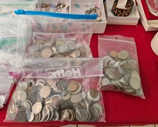 BAG LOTS OF FOREIGN COINS