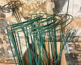Over 20 Plant Support Stakes For Tomatoes & Large Flowers
Lot #: 190