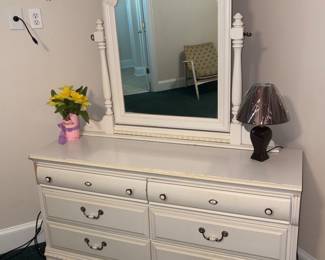 Modern dresser with mirror, gorgeous
