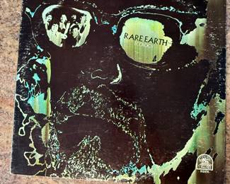 Vintage Vinyl Record Lot including 'Led Zeppelin III' (1970), 'The Best of ZZ Top' (1978), 'Rare Earth' (1971), and 'Fandango!' by ZZ Top (1975). See pictures for more details.