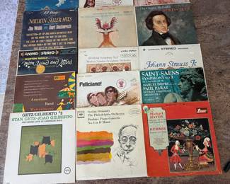 Vinyl Record Collection featuring various artists and genres, including classical and jazz. Albums from the 1960s and 1970s. See pictures for more details.