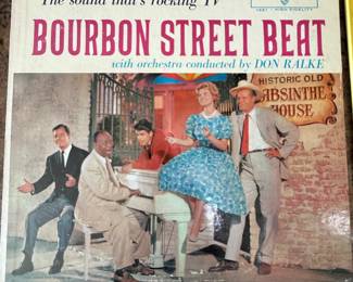Lot of 15 vintage vinyl records including classics like 'The Mikado', 'Black Orpheus', and 'Godspell'. Various artists and genres spanning the 1960s to 1970s. Notable brands include Philips and Capitol Records.
A diverse collection of vintage vinyl records featuring titles such as 'The Mikado', 'Black Orpheus', and 'Bourbon Street Beat'. Explore the rich sounds of musical history.
