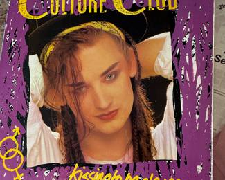 Culture Club Kissing to be Clever