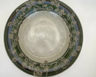 Handcrafted Decorative Serving Bowl - Artisan Stoneware.