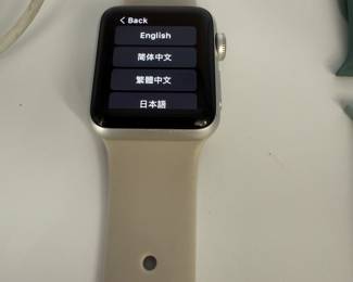 Year: 2017, Brand: Apple, Model: Series 3, Includes charging cable and four additional bands.