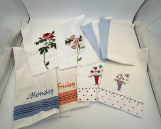 Large Collection of Cute Kitchen and Tea Towels