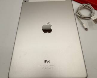 Apple iPad Air Model A1567 - Used good condition