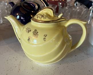 Unique YELLOW Hall Pitcher