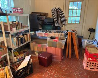 Other side of the library- all manner of reading material. 