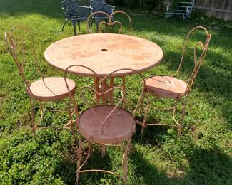 Ice cream parlor table and chair set