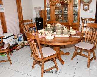 073Kitchen