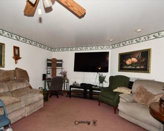 033Living Room