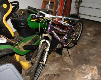825Garage