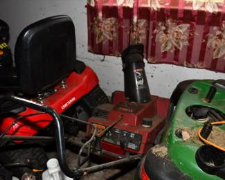 828Garage