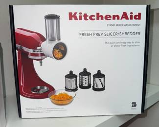 Kitchen Aid slicer/shredder attachment