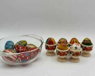 Decorative Eggs & Egg Cups